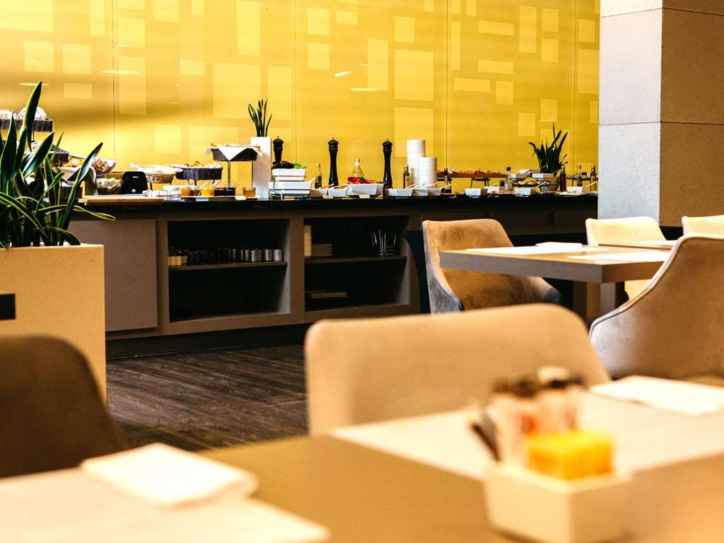 Q Hotel Plus Wrocław Værelse billede