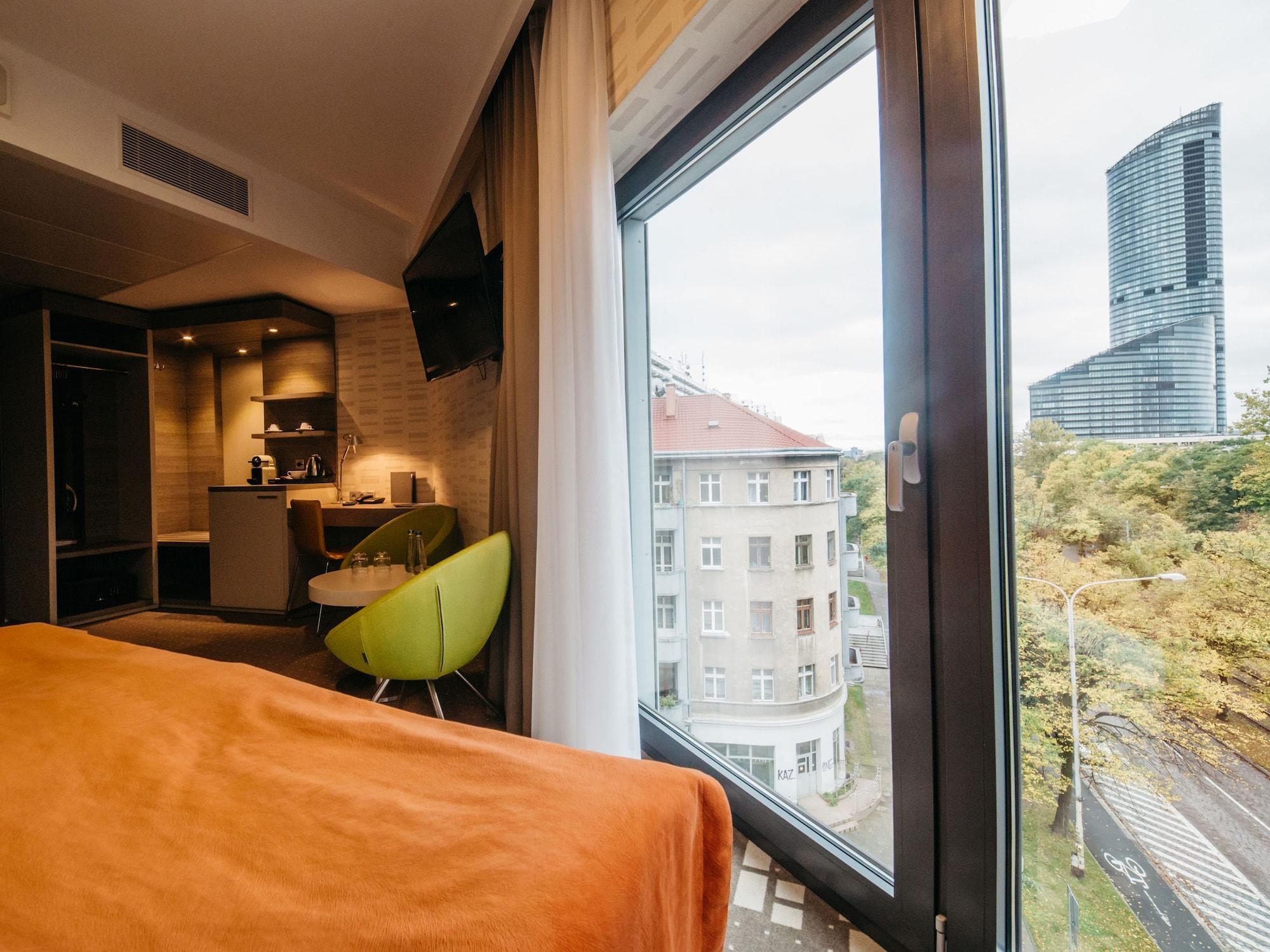 Q Hotel Plus Wrocław Eksteriør billede