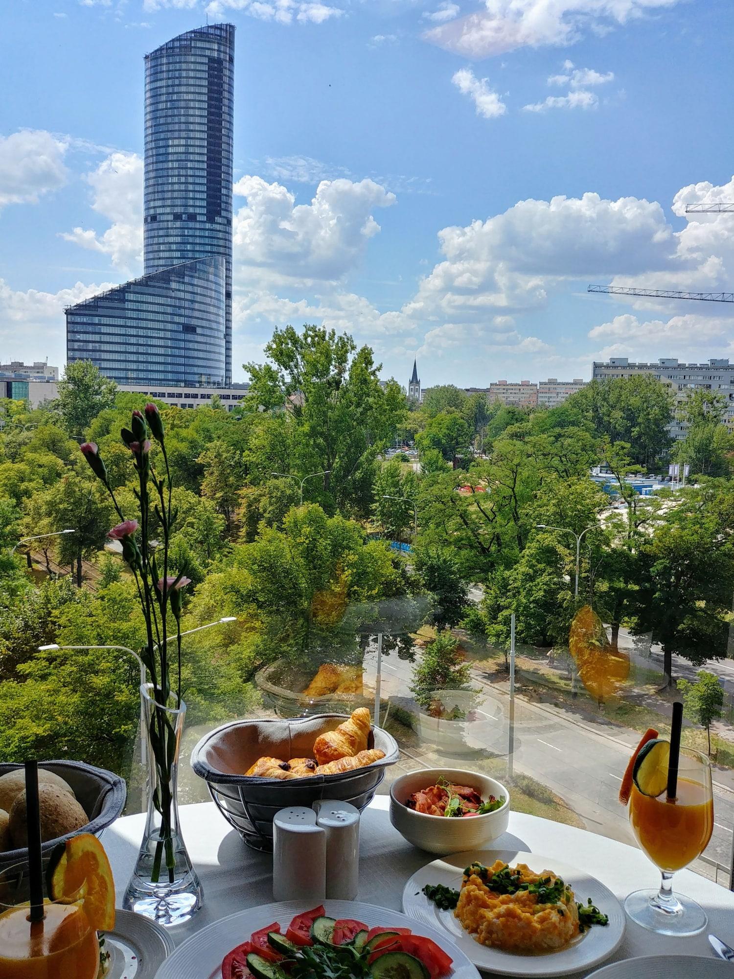Q Hotel Plus Wrocław Eksteriør billede
