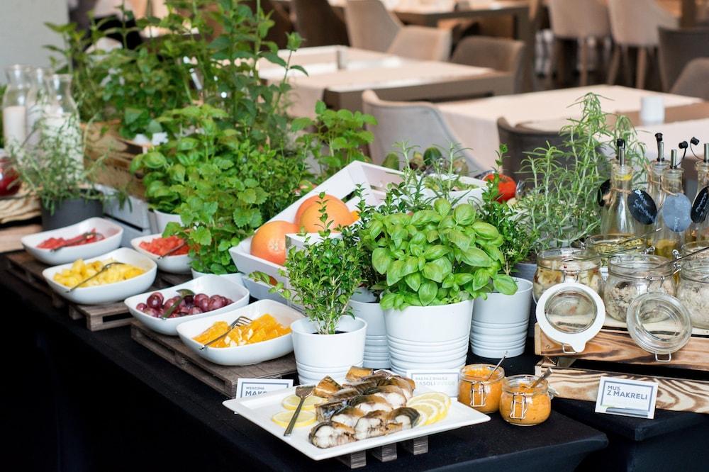 Q Hotel Plus Wrocław Eksteriør billede