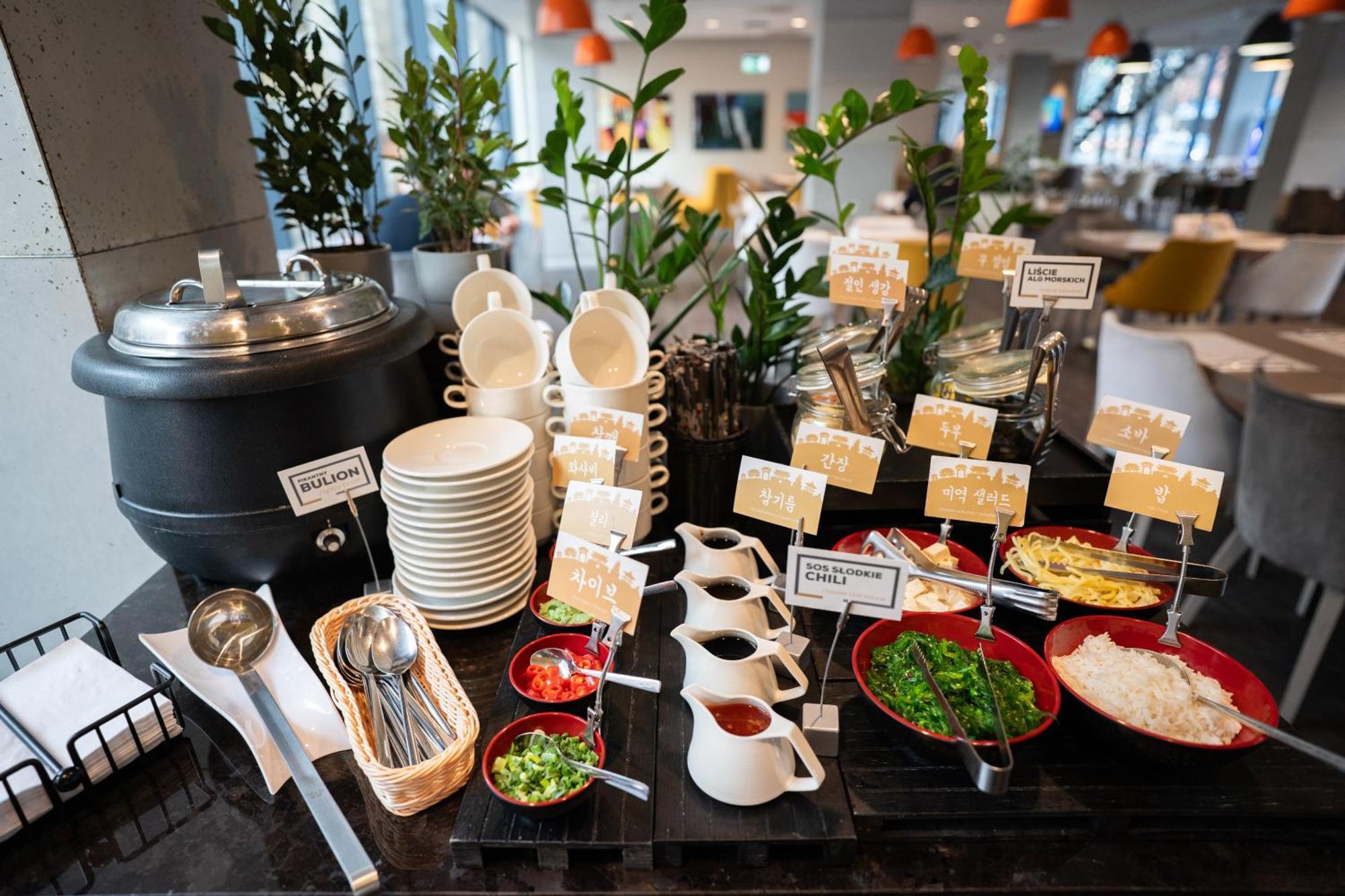 Q Hotel Plus Wrocław Eksteriør billede